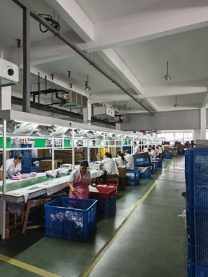 Profesjonalny suszarka do włosów o mocy 2000 W z silnikiem BLDC o prędkości 110 000 obrotów na minutę i 500 milionami jonów ujemnych do salonu i domu