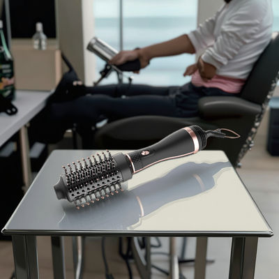 Szczotka do suszenia włosów tytanowa 1200W z 3 poziomami temperatury i roczną gwarancją dla stylizacji bez puszenia się włosów